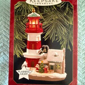 1997 Hallmark Lighthouse Greetings With Flashing Light